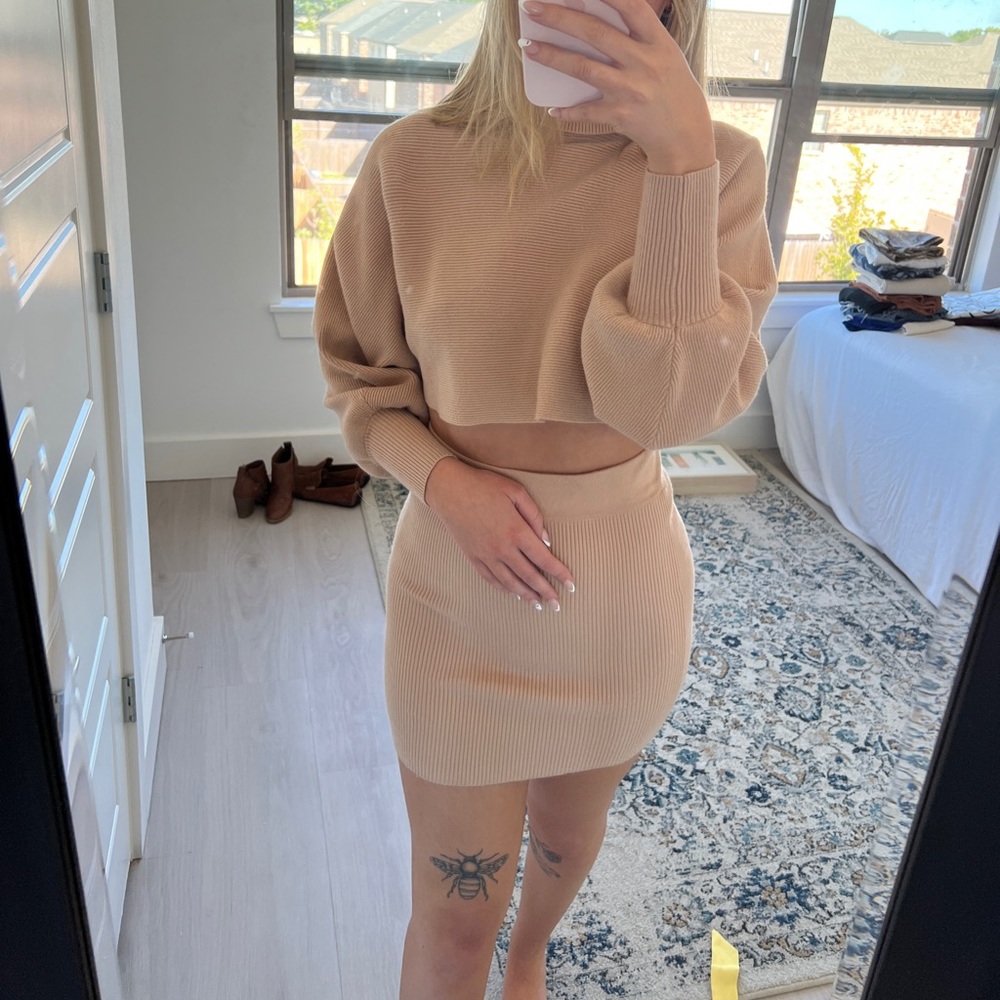 Knit Co-Ord Ribbed Tan Set - Picture 7 of 7